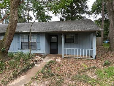 Main picture of 2565 Panther Creek Rd