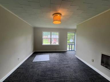 Main picture of 4 Minshew Rd NE