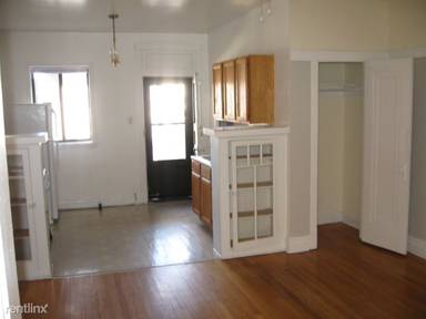 Main picture of 4237 N Lincoln Ave