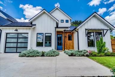 Main picture of 4018 Valley View Rd