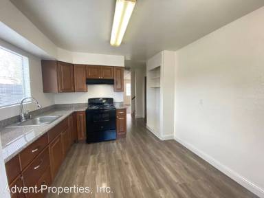 Main picture of 8333 International Blvd