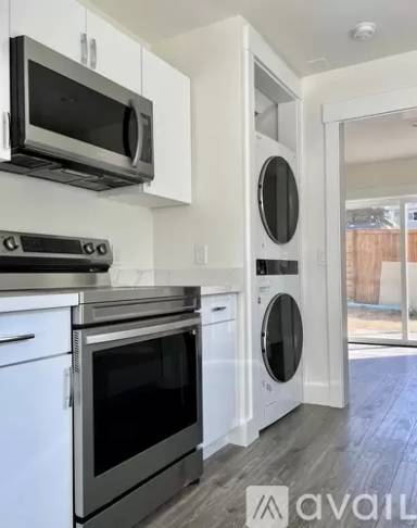 Main picture of 8022 34th Ave S
