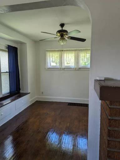 Main picture of 1123 McKinley St NE