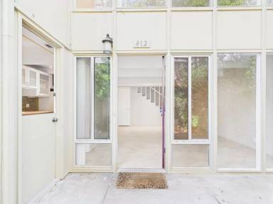 Main picture of 451 Dela Vina Ave Apartments