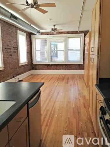 Main picture of 14 SE 3rd St