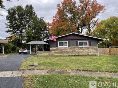 Main picture of 7901 Burgundy Ln