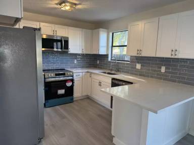 Main picture of 5818 Pinecrest Rd