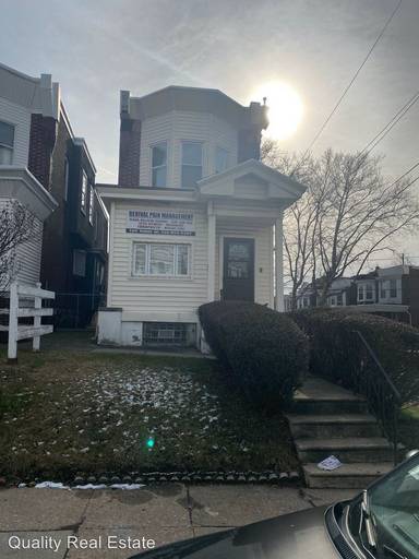 Main picture of 616 W Olney Ave