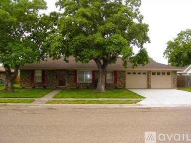Main picture of 109 Hampton Ct