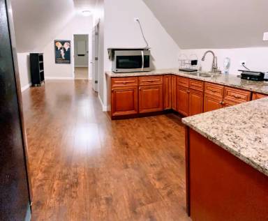 Main picture of 3547 S Hermitage Ave