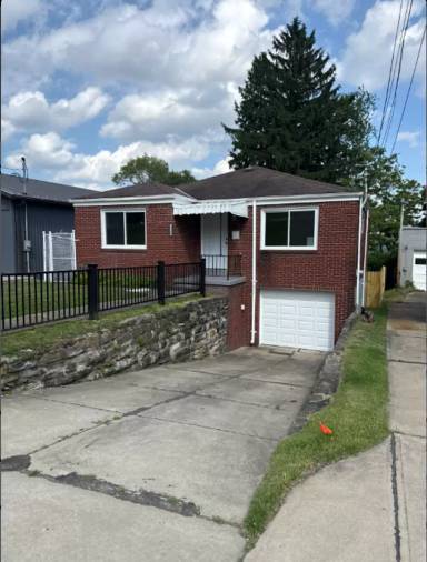 Main picture of 3550 Camp St