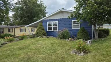Main picture of 218 N Spring St