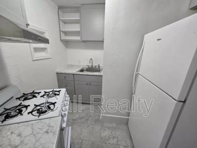 Main picture of 1425 W 6th Ave