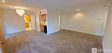 Main picture of 10574 High Hollows Dr