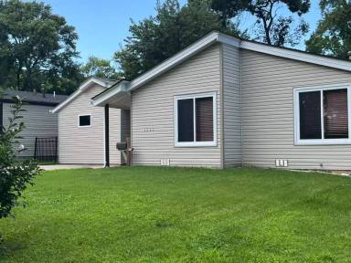 Main picture of 3291 Mowing Green Dr