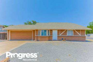 Main picture of 2203 E Dragoon Ave