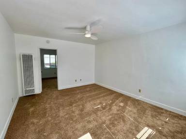 Main picture of 4173-4179 Texas St