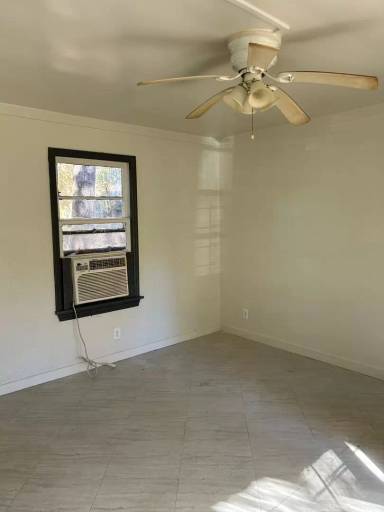 Main picture of 3902 Sumner St