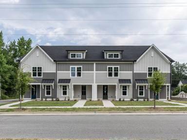 Main picture of 315 E Fourth St