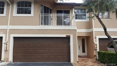 Main picture of 4947 Riverside Dr