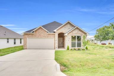 Main picture of Church St