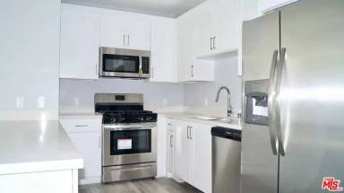 Main picture of 1111 Echo Park Ave