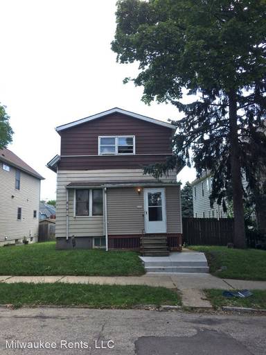Main picture of 2526 N Pierce St