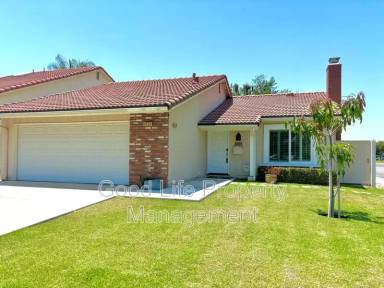 Main picture of 3722 Provincetown Ave