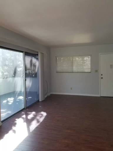 Main picture of 2609 W Clark Ave