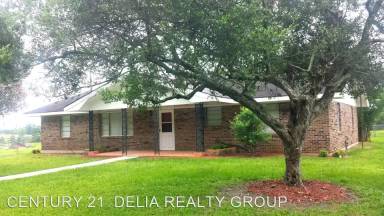 Main picture of 10615 Lewis Rd