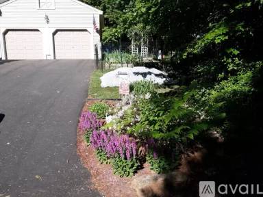 Main picture of 2 Deborah Rd