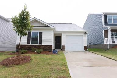 Main picture of 207 Elderberry Ln