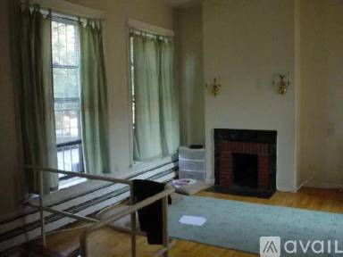 Main picture of 423 Shawmut Ave