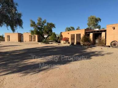 Main picture of 8432 E Mangun Rd