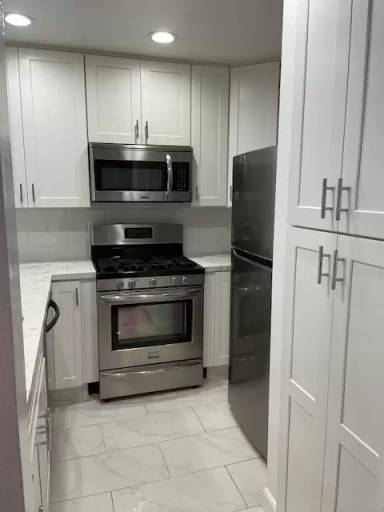 Main picture of 1646 Greenfield Ave