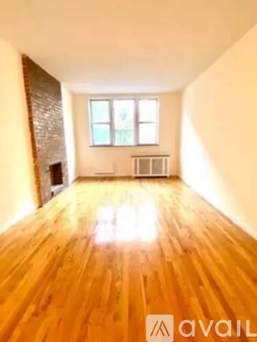Main picture of 431 East 83rd St