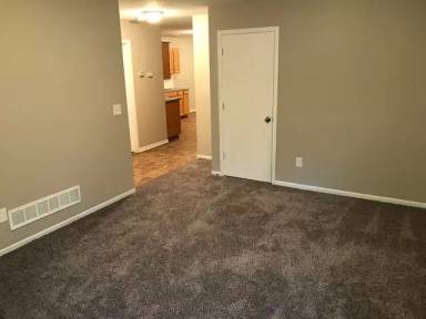 Main picture of 450 N Wells St
