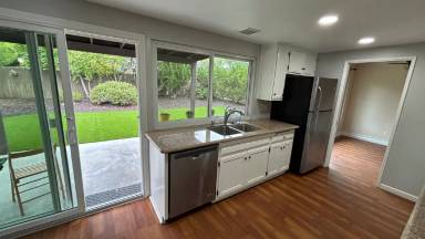 Main picture of 3814 Radcliffe Ln