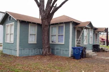 Main picture of 111 S Olive St