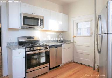 Main picture of 292 Harvard St