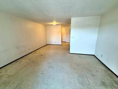 Main picture of 129 Welch Ave