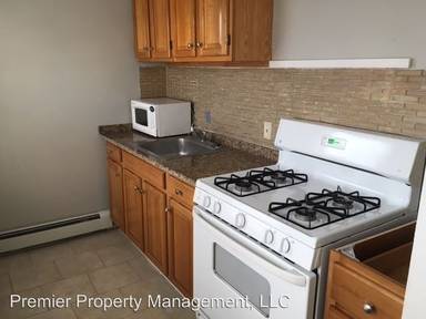 Main picture of 27 Camden Ave