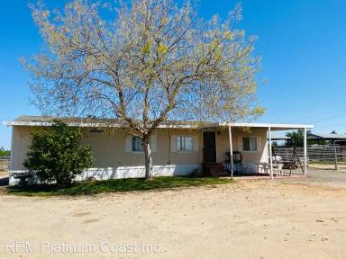 Main picture of 3367 N McCall Ave