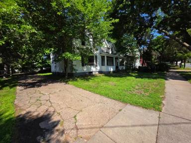 Main picture of 1812 Kendall St