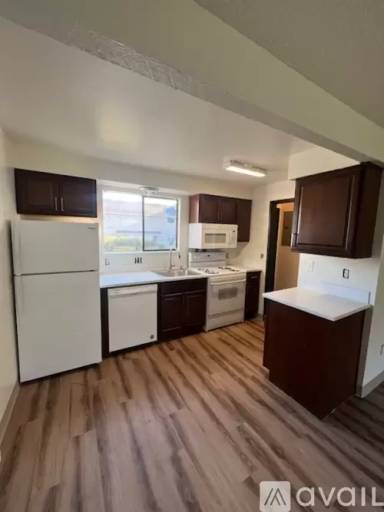 Main picture of 815 W Bellwood Dr