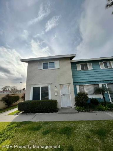 Main picture of 19882 Claremont Ln
