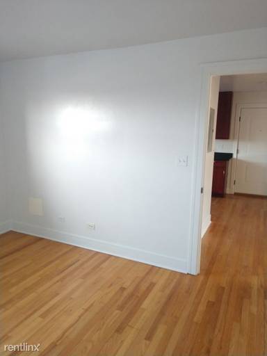 Main picture of 2532 W Fitch Ave
