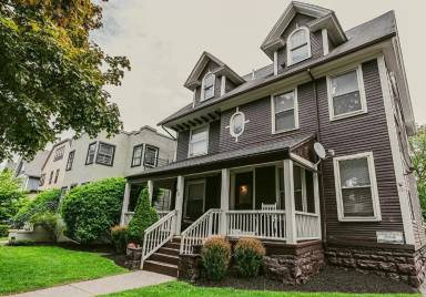 Main picture of 47 Vick Park a