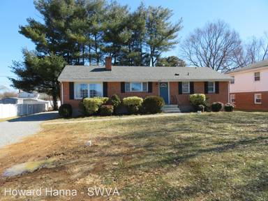 Main picture of 1639 Michael St NW