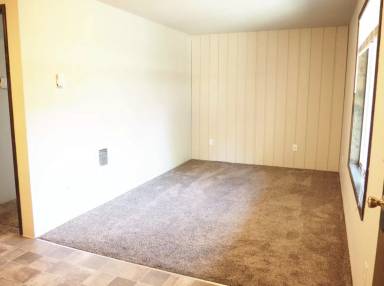 Main picture of 2615 NW Harrison Blvd